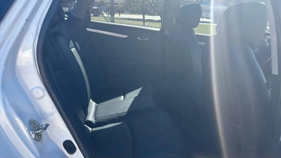 2018 Honda Civic 10th Gen - Image 5 of 7