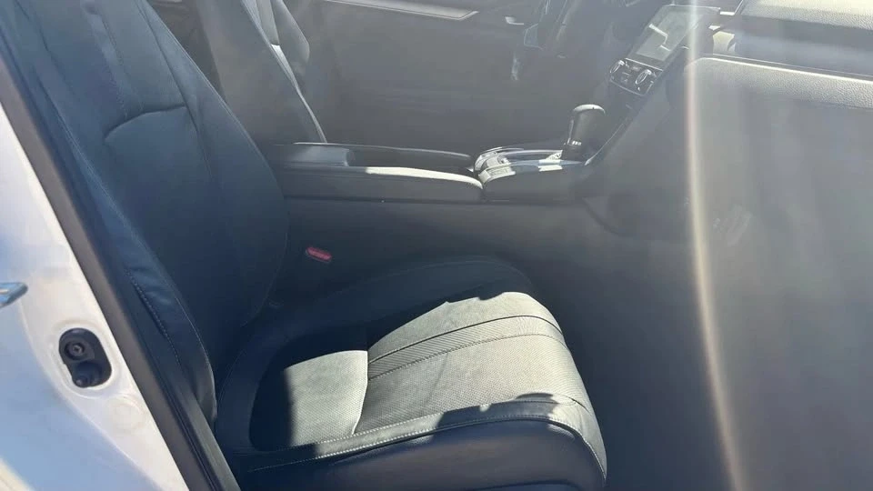 2018 Honda Civic 10th Gen - Image 4 of 7