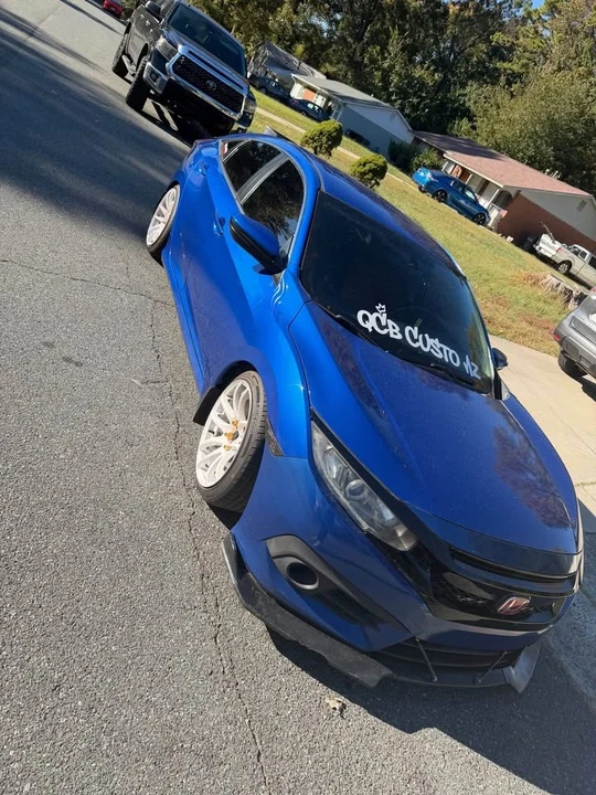 2018 Honda Civic 10th Gen - Image 4 of 5