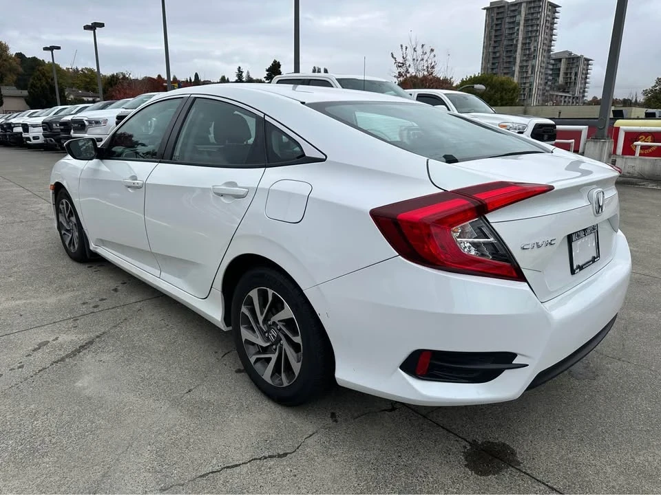 2018 Honda Civic 10th Gen - Image 6 of 15