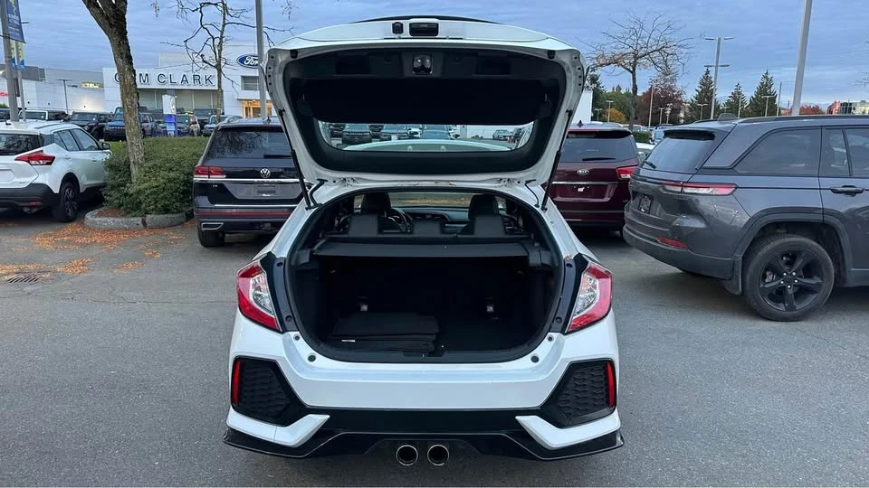 2018 Honda Civic 10th Gen - Image 12 of 17