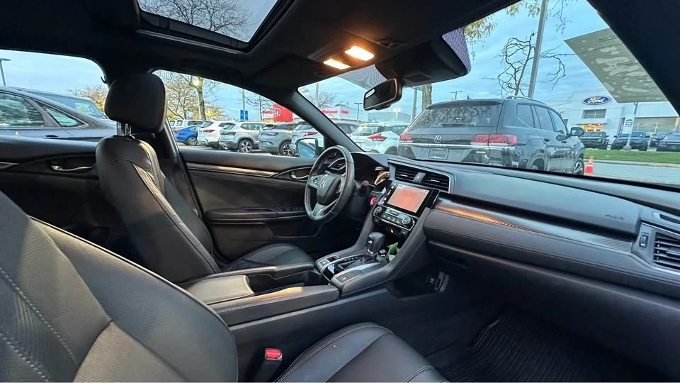 2018 Honda Civic 10th Gen - Image 16 of 17