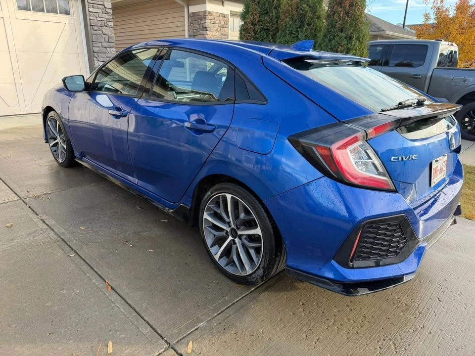 2018 Honda Civic 10th Gen - Image 5 of 13
