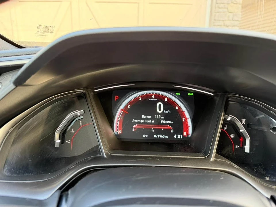 2018 Honda Civic 10th Gen - Image 11 of 13