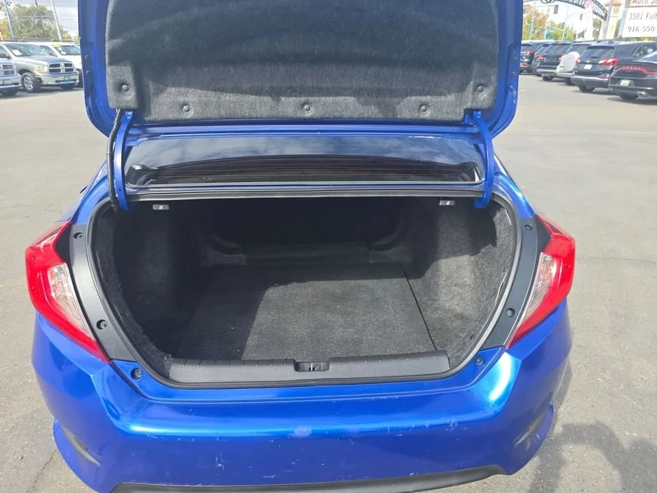 2018 Honda Civic 10th Gen - Image 7 of 12