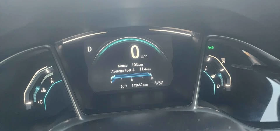 2018 Honda Civic 10th Gen - Image 7 of 11