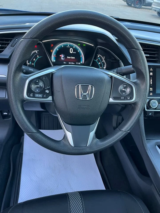 2018 Honda Civic 10th Gen - Image 19 of 20