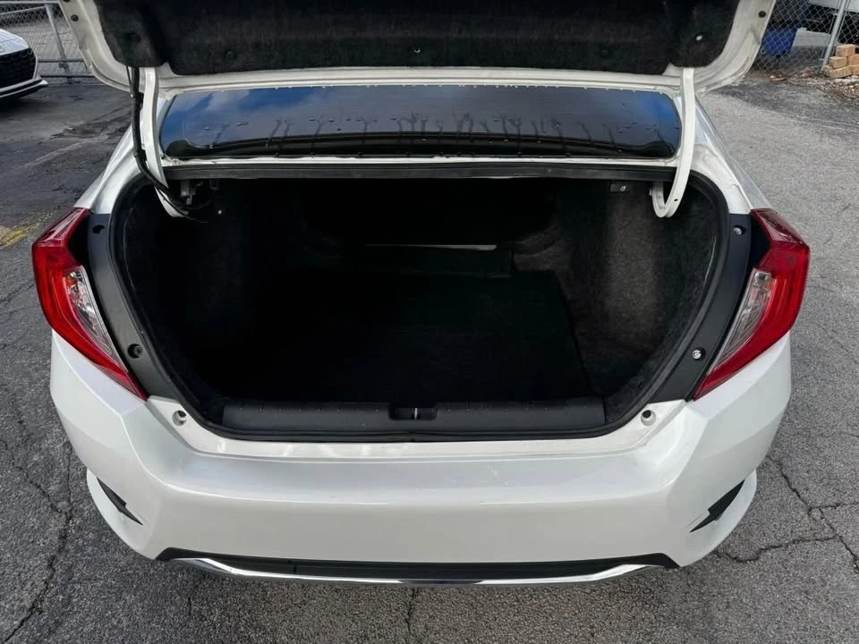 2018 Honda Civic 10th Gen - Image 11 of 15