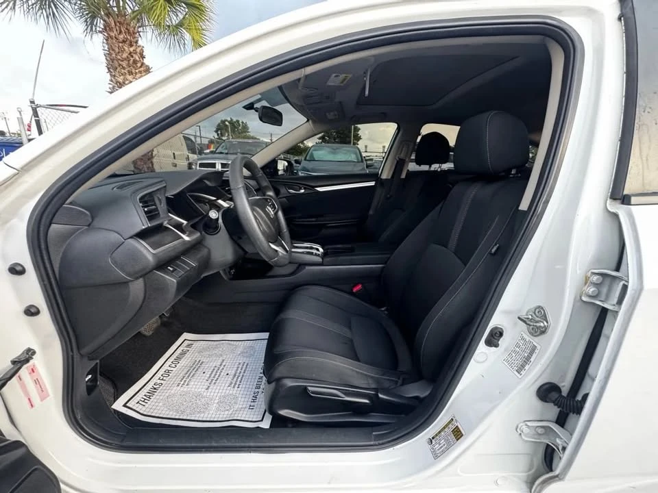 2018 Honda Civic 10th Gen - Image 10 of 15
