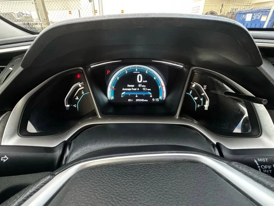 2018 Honda Civic 10th Gen - Image 13 of 15