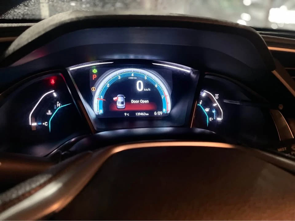 2018 Honda Civic 10th Gen - Image 10 of 10
