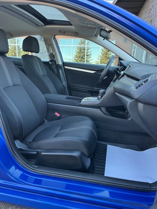 2018 Honda Civic 10th Gen - Image 12 of 20