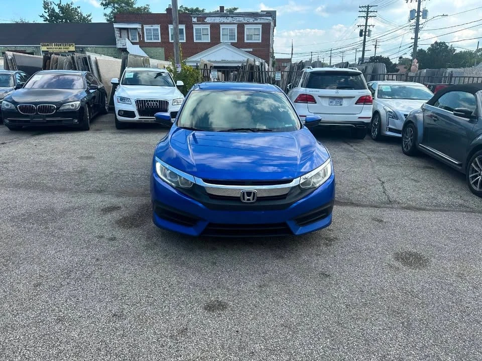 2018 Honda Civic 10th Gen - Image 7 of 14