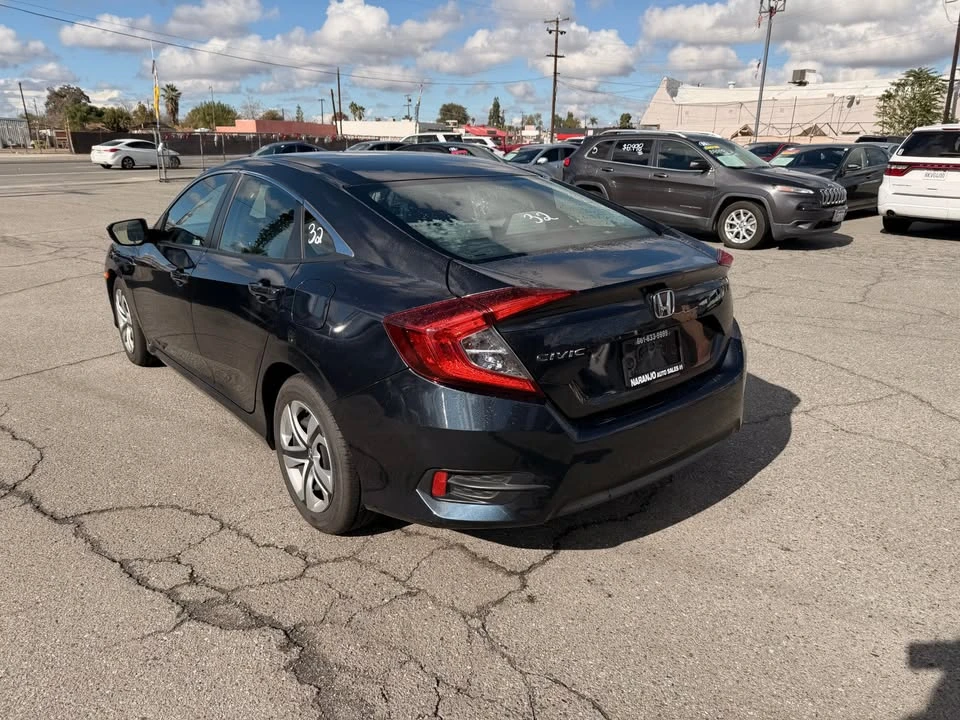 2018 Honda Civic 10th Gen - Image 4 of 9