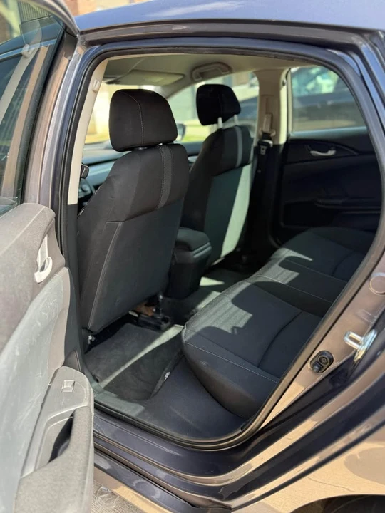 2018 Honda Civic 10th Gen - Image 4 of 6