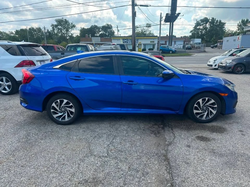 2018 Honda Civic 10th Gen - Image 3 of 14