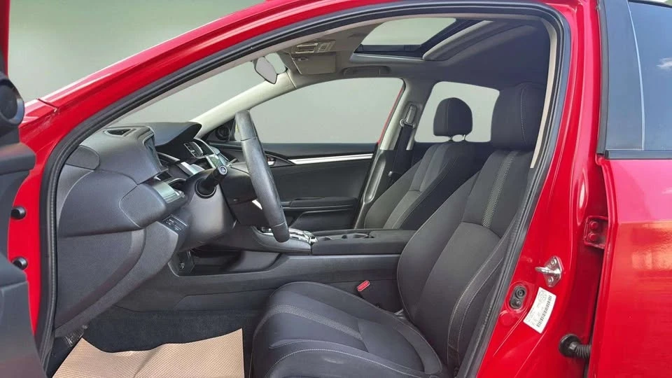 2018 Honda Civic 10th Gen - Image 11 of 16