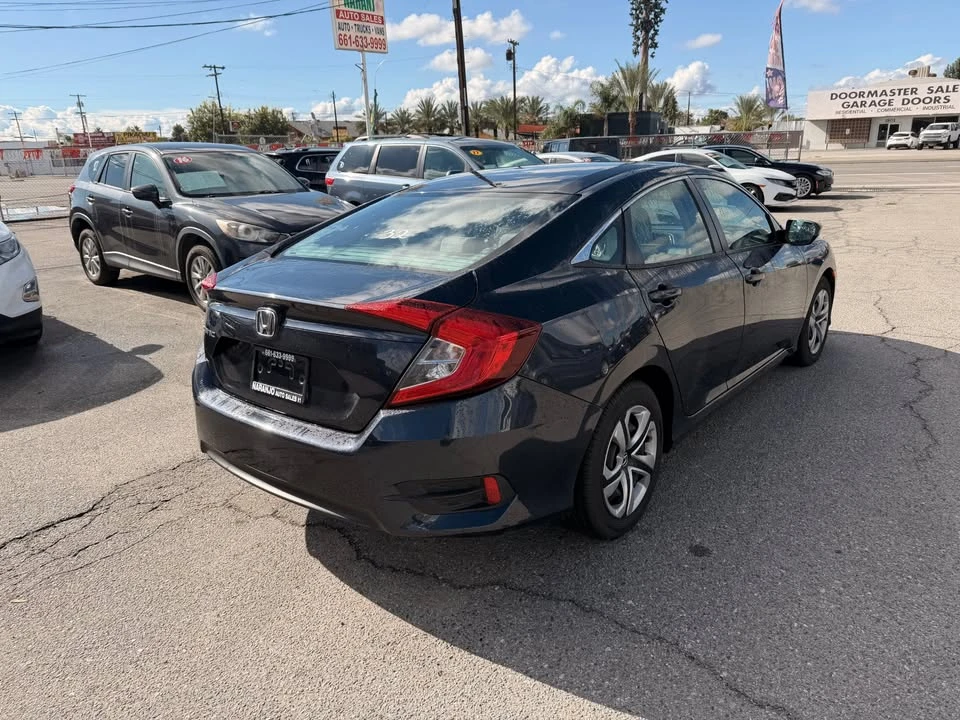 2018 Honda Civic 10th Gen - Image 6 of 9