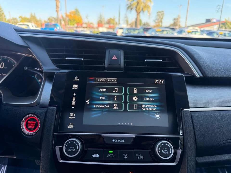 2018 Honda Civic 10th Gen - Image 19 of 20