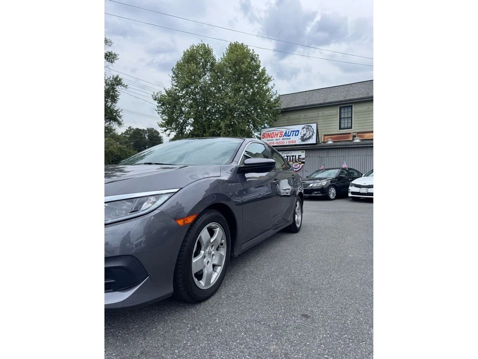 2018 Honda Civic 10th Gen - Image 4 of 19