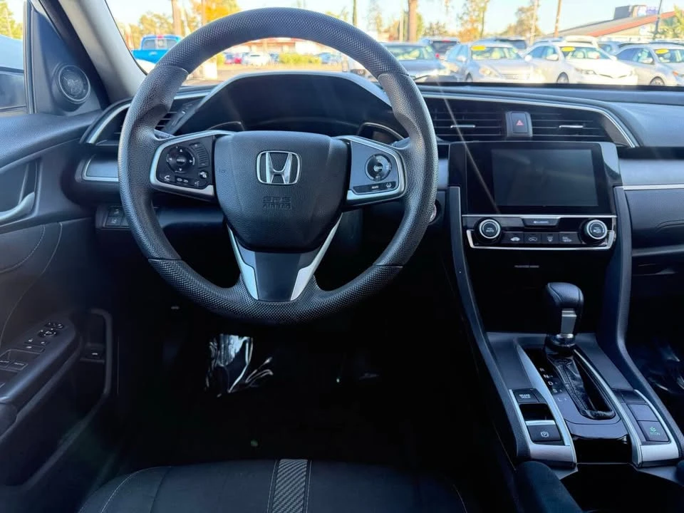 2018 Honda Civic 10th Gen - Image 16 of 20