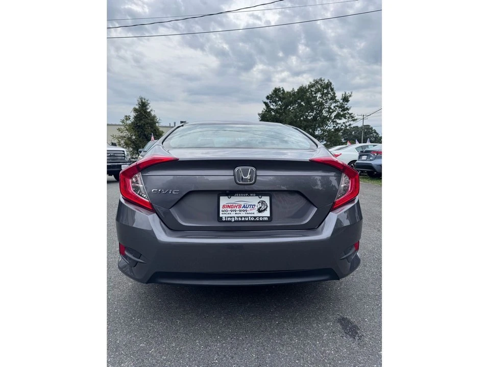 2018 Honda Civic 10th Gen - Image 6 of 19