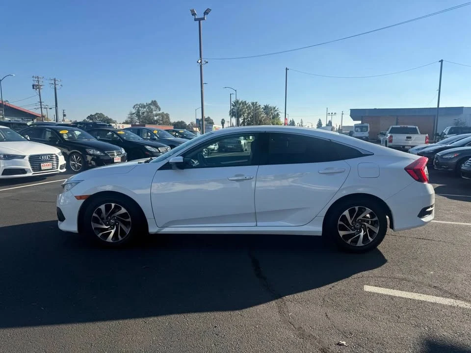 2018 Honda Civic 10th Gen - Image 6 of 20