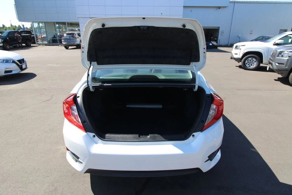 2018 Honda Civic 10th Gen - Image 8 of 19