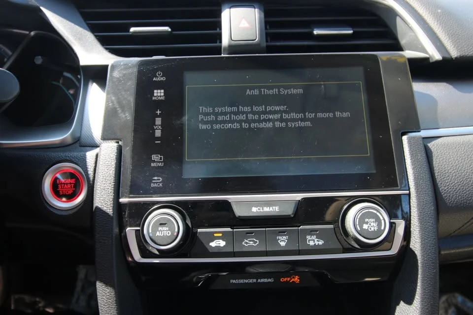 2018 Honda Civic 10th Gen - Image 15 of 19