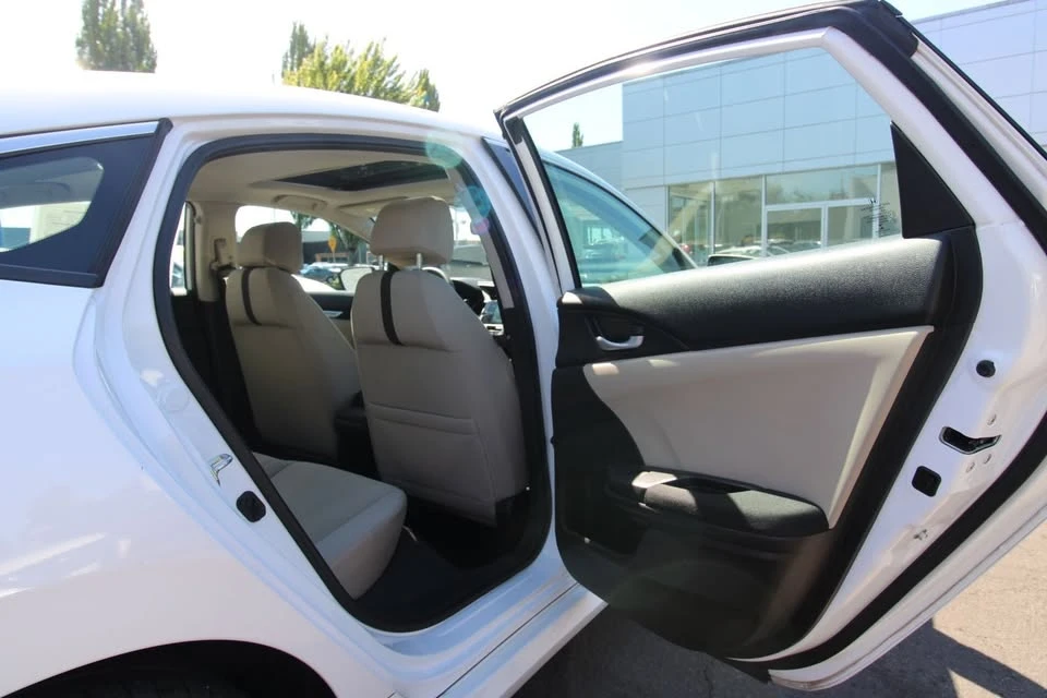2018 Honda Civic 10th Gen - Image 19 of 19