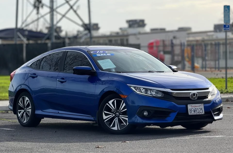 2018 Honda Civic 10th Gen - Image 4 of 17