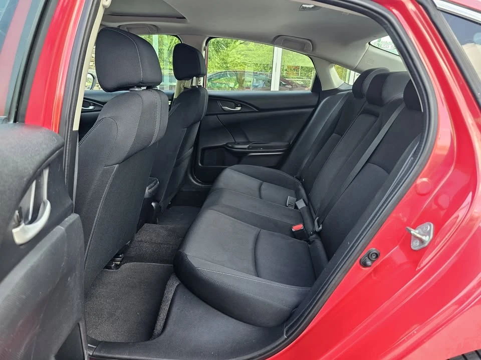 2018 Honda Civic 10th Gen - Image 8 of 16