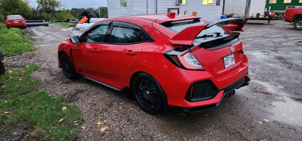 2018 Honda Civic 10th Gen - Image 10 of 11