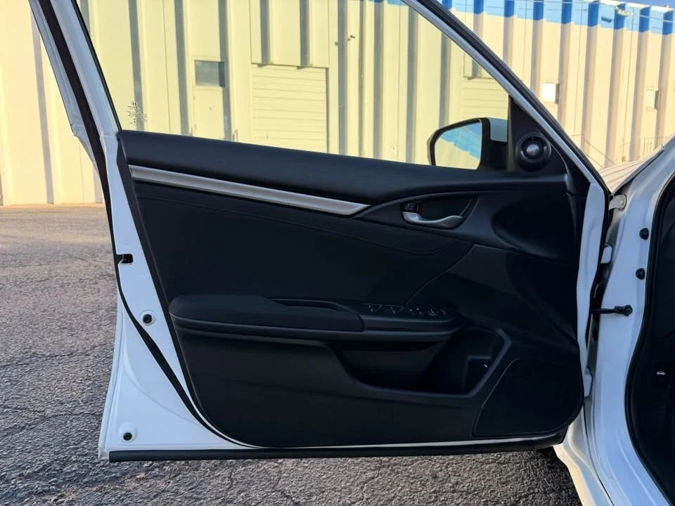 2018 Honda Civic 10th Gen - Image 15 of 20