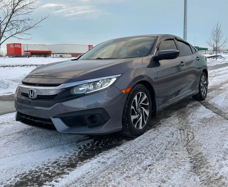 2018 Honda Civic 10th Gen - Image 7 of 13