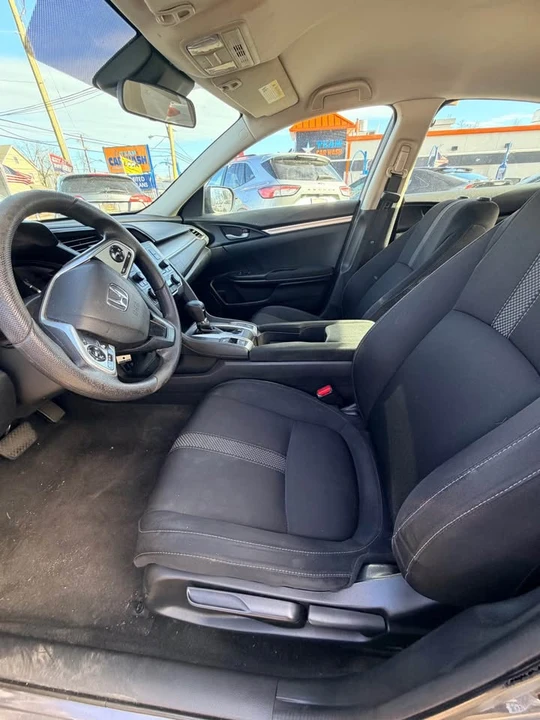 2018 Honda Civic 10th Gen - Image 12 of 14