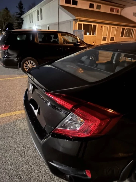 2018 Honda Civic 10th Gen - Image 8 of 14