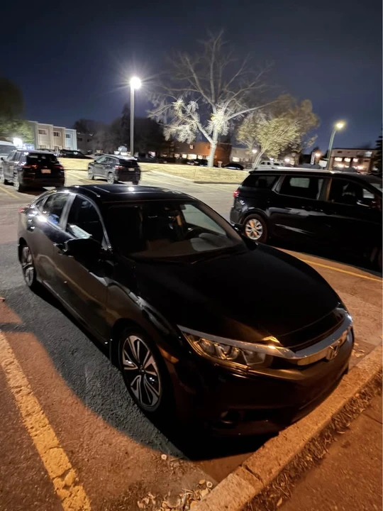 2018 Honda Civic 10th Gen - Image 2 of 14