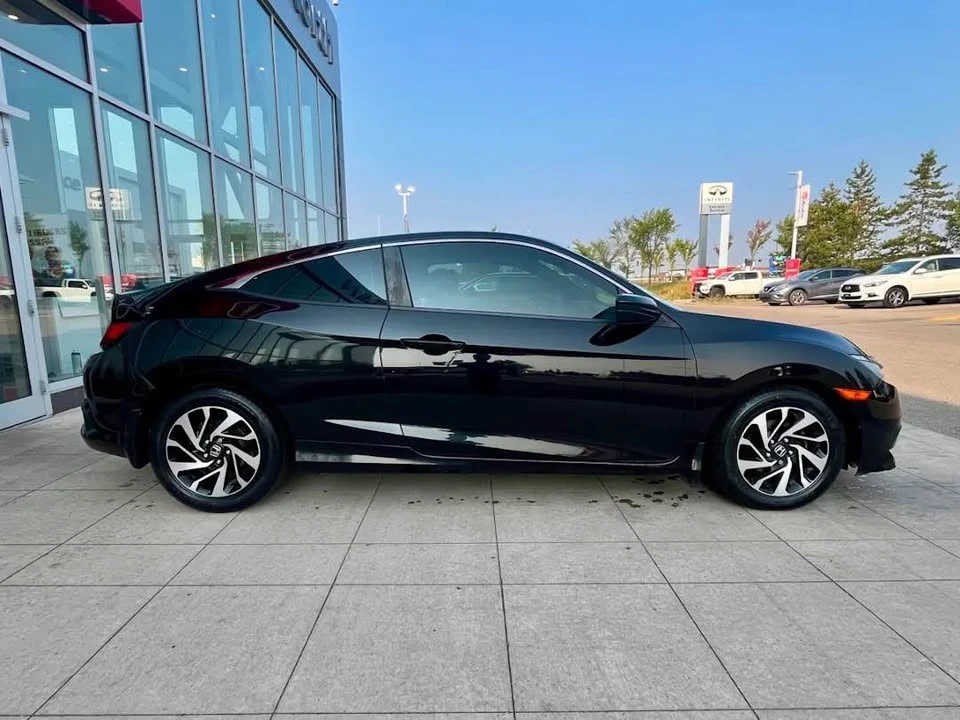 2018 Honda Civic 10th Gen - Image 2 of 12