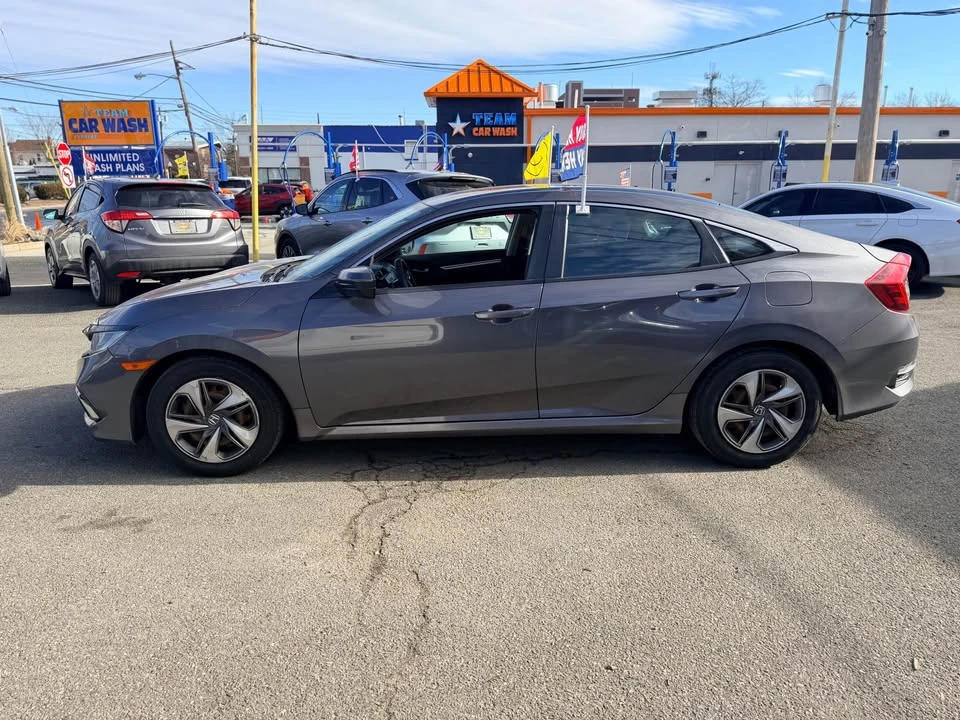 2018 Honda Civic 10th Gen - Image 8 of 14