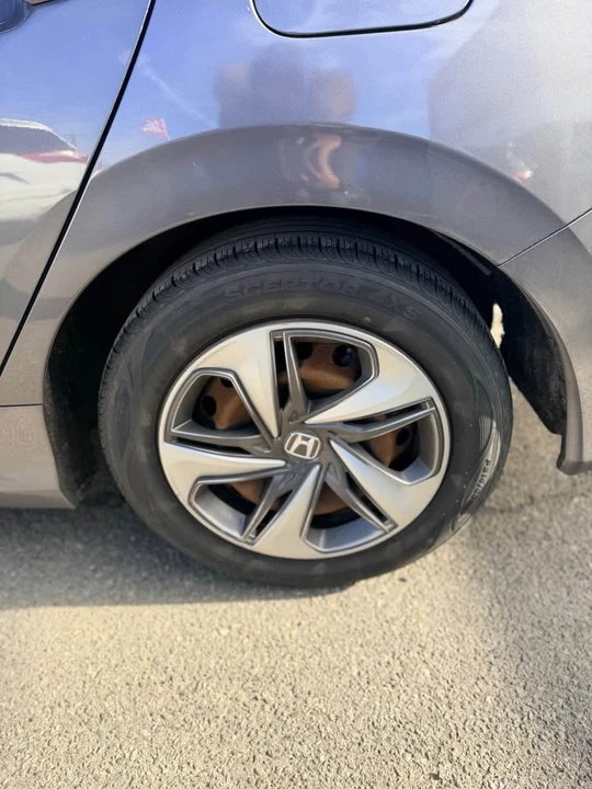2018 Honda Civic 10th Gen - Image 9 of 14