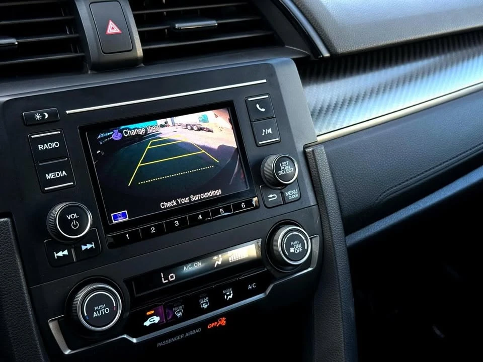 2018 Honda Civic 10th Gen - Image 14 of 18