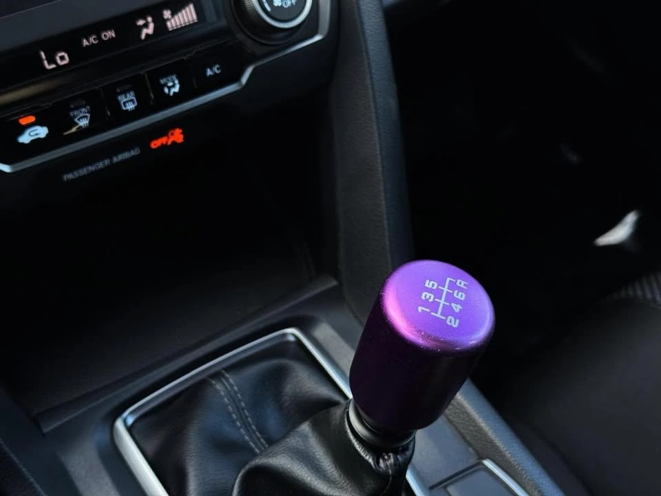 2018 Honda Civic 10th Gen - Image 13 of 18