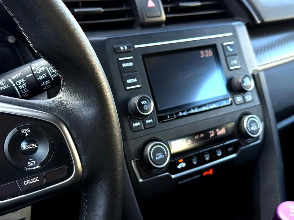 2018 Honda Civic 10th Gen - Image 15 of 18