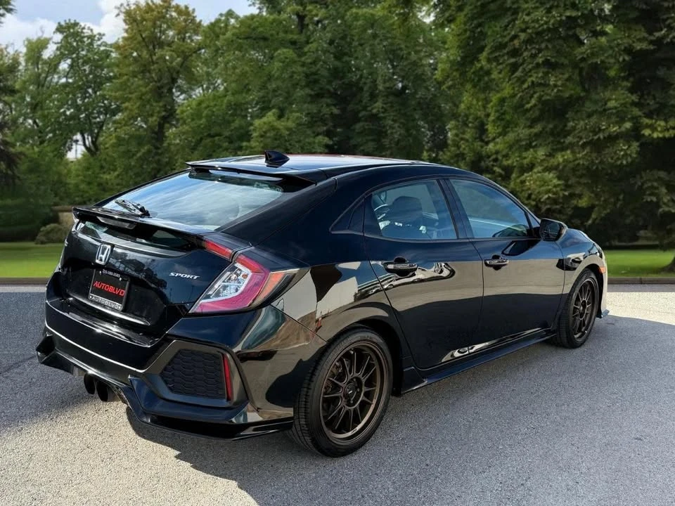 2018 Honda Civic 10th Gen - Image 7 of 18