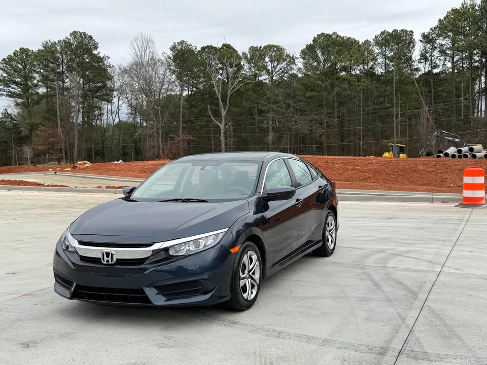 2018 Honda Civic 10th Gen - Image 2 of 19