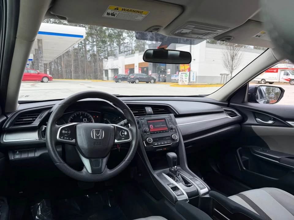 2018 Honda Civic 10th Gen - Image 14 of 19