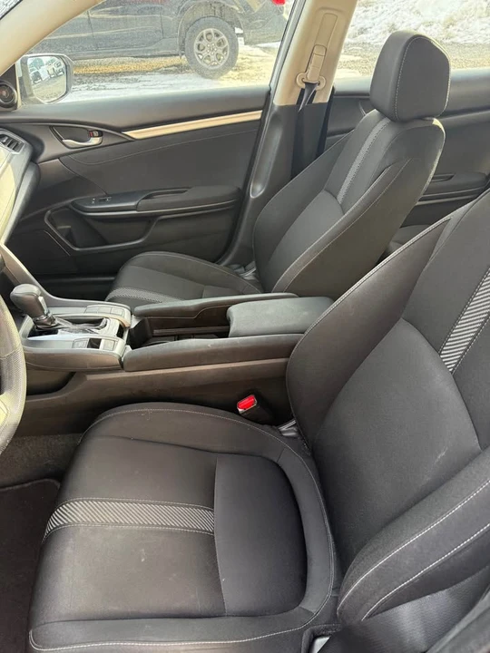 2018 Honda Civic 10th Gen - Image 7 of 16