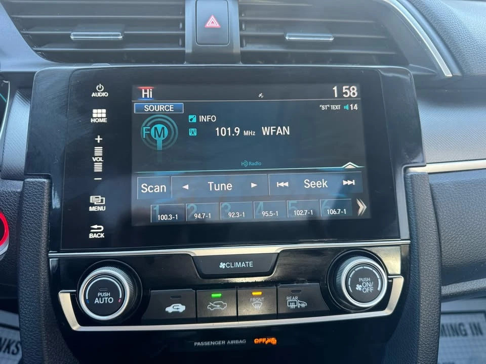 2018 Honda Civic 10th Gen - Image 12 of 15