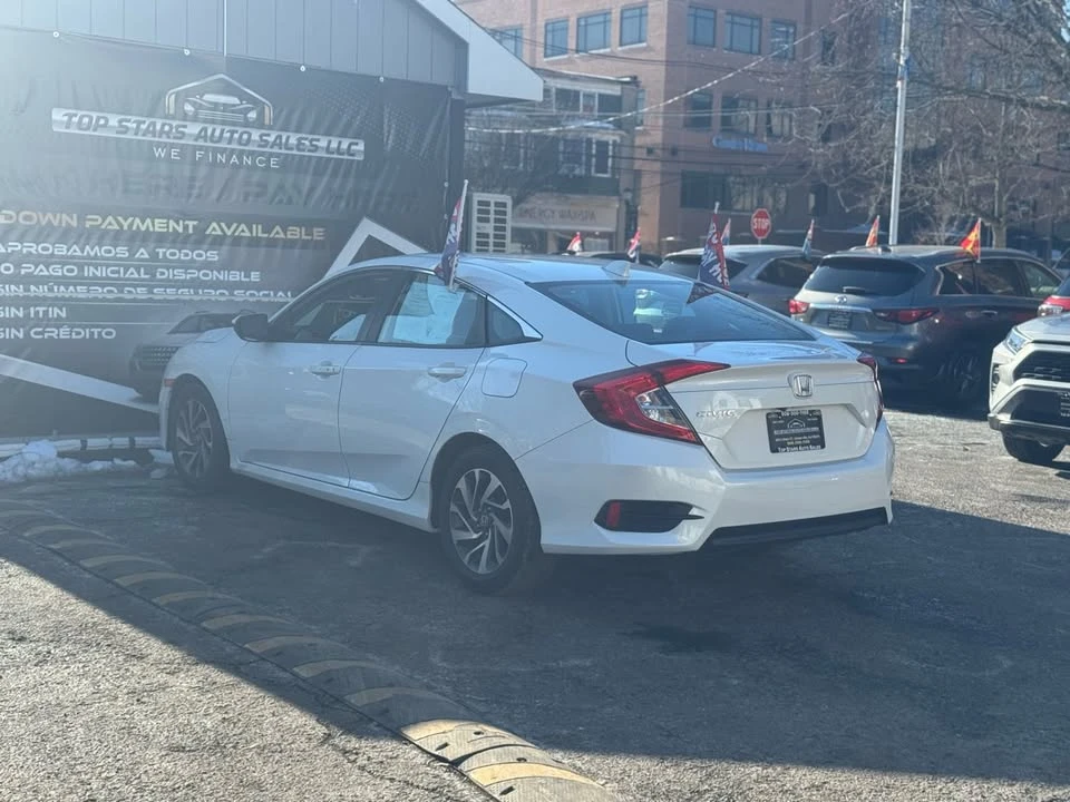 2018 Honda Civic 10th Gen - Image 5 of 15